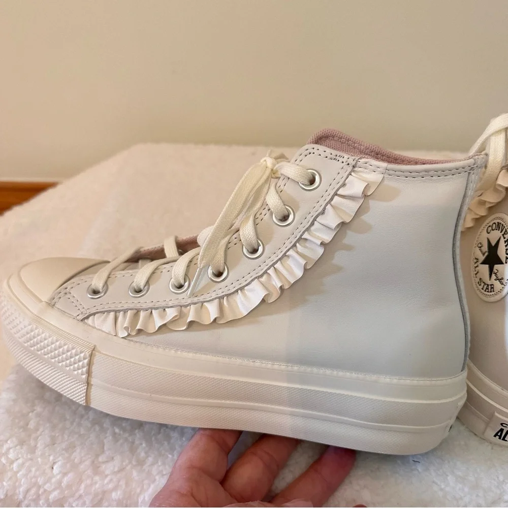 Converse Classic White High-Tops - Picture 5 of 10